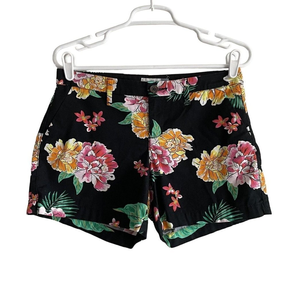 Old Navy Women SZ 2 Black Tropical Floral Flat Front 4.5 inch Inseam Chino Short